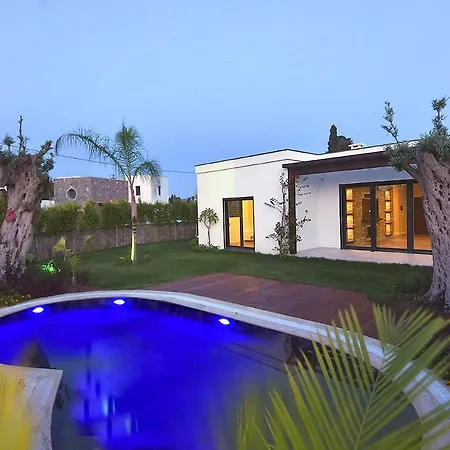 Villa Tiana Willa *